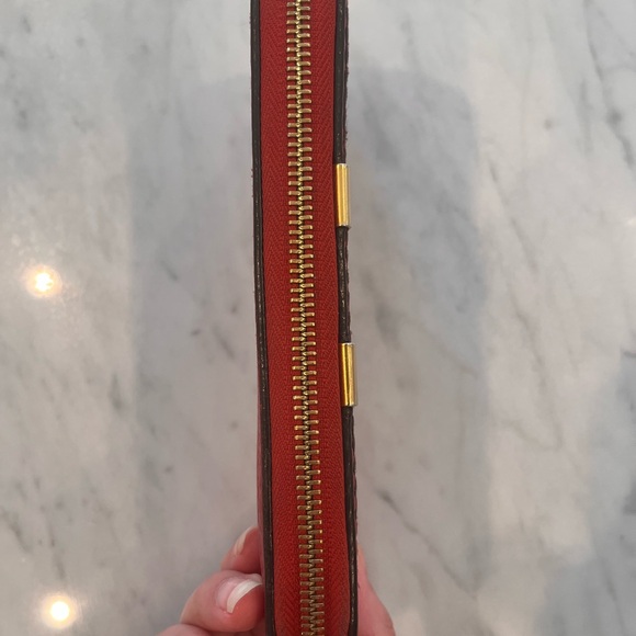 Chloé Continental Leather Zip Wallet - Picture 3 of 7